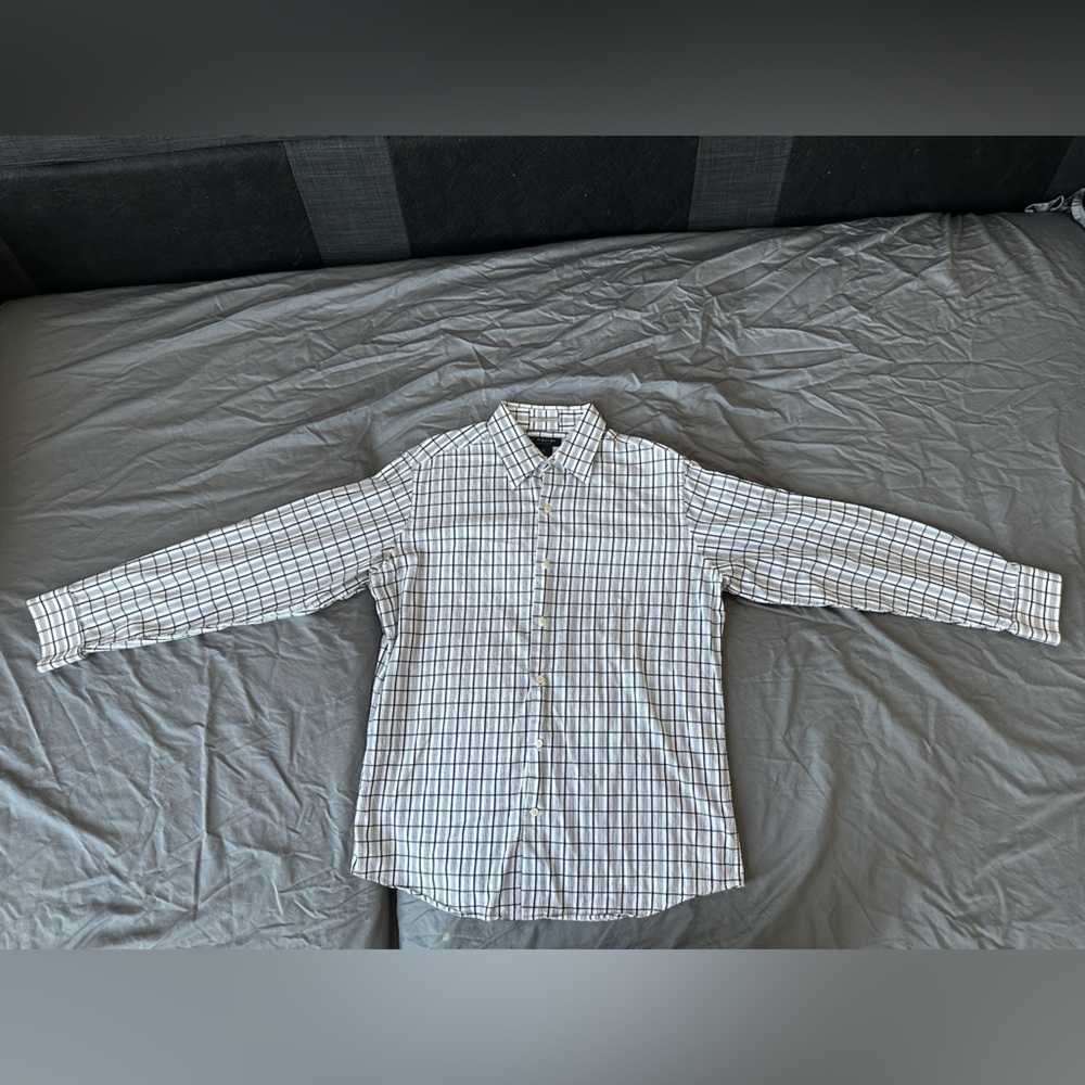jf j.ferrar White and Black Plaid Button Down Shirt